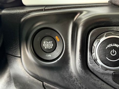 Certified 2021 Jeep Wrangler Unlimited Islander image 27