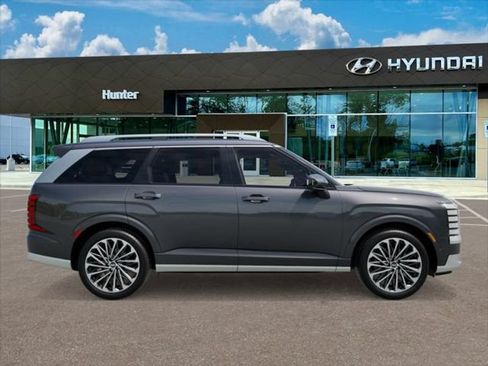 Used 2026 Hyundai Palisade Calligraphy AWD/4WD image 7