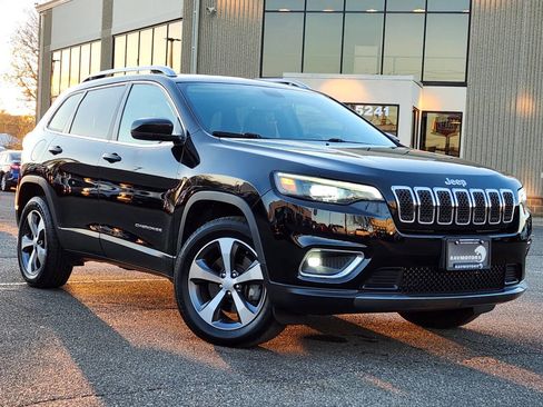 Used 2020 Jeep Cherokee Limited image 31