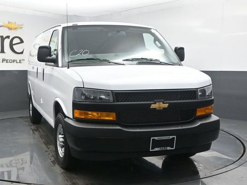 New 2026 Chevrolet Express 2500 w/ Driver Convenience Package RWD image 30