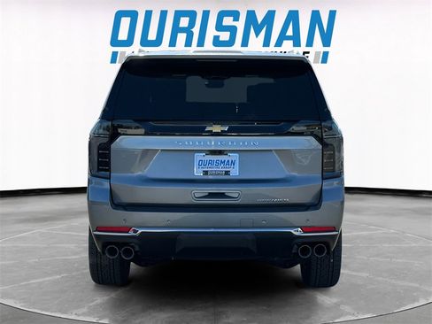 New 2026 Chevrolet Suburban Premier image 5