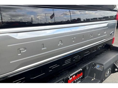 Used 2019 Ford F350 Platinum w/ Platinum Ultimate Package image 8