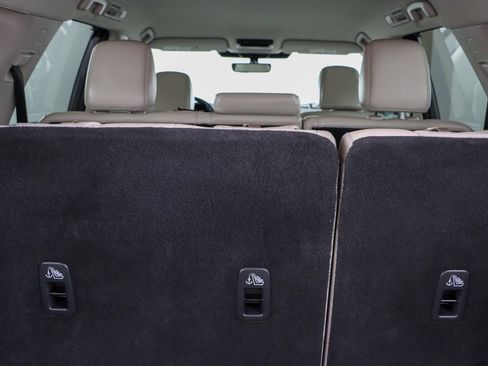 Used 2023 Nissan Pathfinder SL image 30