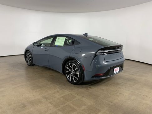 Used 2024 Toyota Prius Prime image 32