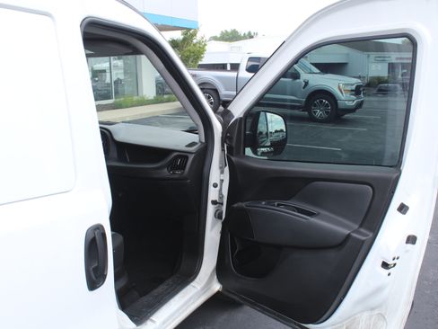 Used 2021 RAM ProMaster City Tradesman FWD image 26