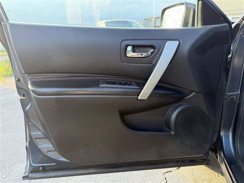 Used 2013 Nissan Rogue SL AWD/4WD image 20