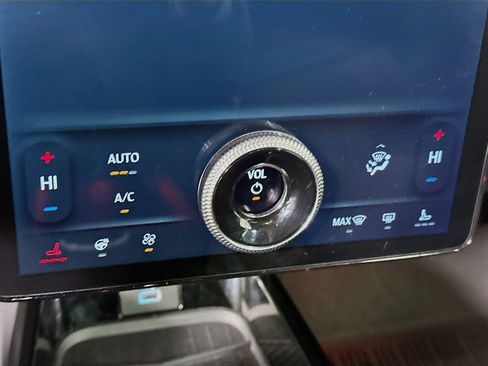 Used 2023 Ford Mustang Mach-E GT image 24