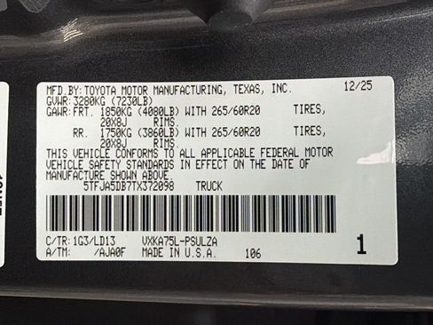 Used 2026 Toyota Tundra Limited AWD/4WD image 42