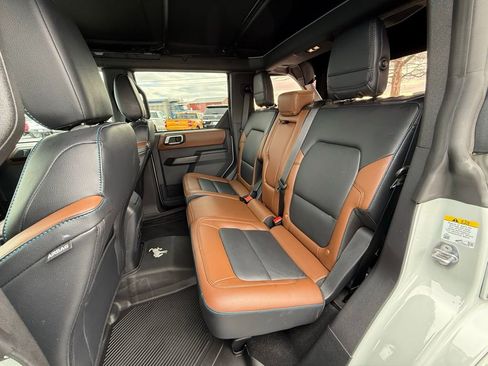 Used 2024 Ford Bronco Outer Banks image 29