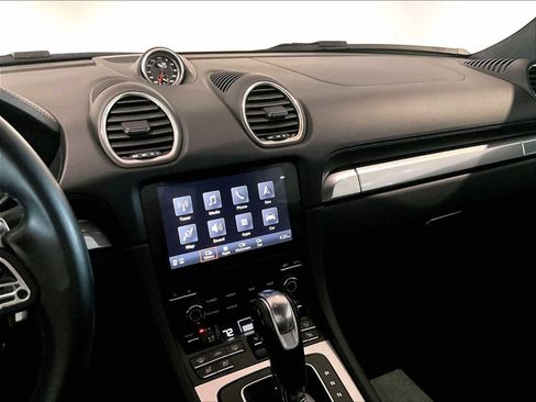 Used 2024 Porsche 718 Cayman GTS image 19