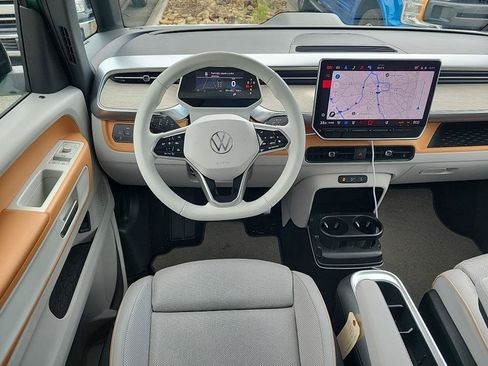 Used 2025 Volkswagen ID. Buzz 1st Edition AWD/4WD image 2