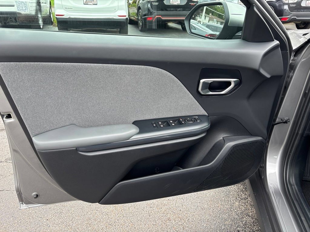 Certified 2025 Kia K4 GT-Line Turbo FWD image 21