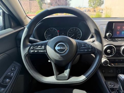 Used 2024 Nissan Sentra S FWD image 10