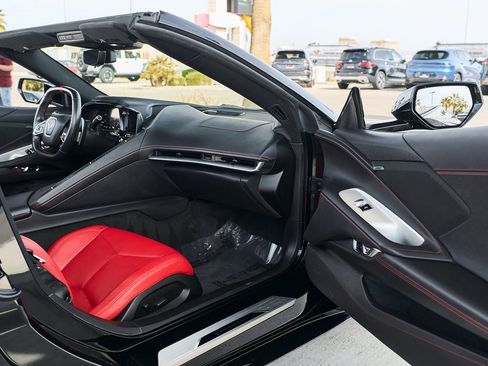 Used 2022 Chevrolet Corvette Stingray Convertible w/ 1LT image 13