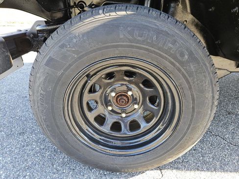 Used 1997 Jeep Wrangler SE image 18