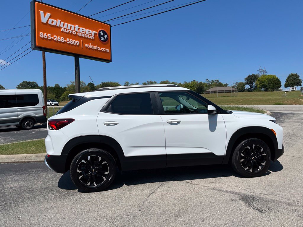 Used 2023 Chevrolet TrailBlazer LT AWD/4WD image 13