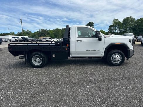 New 2026 GMC Sierra 3500 Pro w/ Convenience Package AWD/4WD image 5