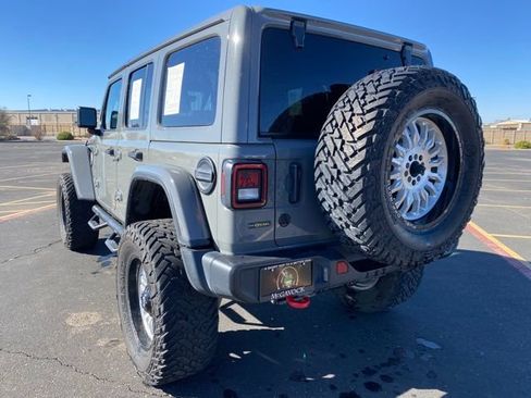 Used 2023 Jeep Wrangler Unlimited Rubicon image 4