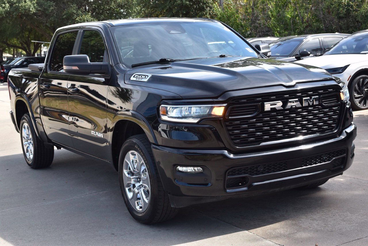 Used 2025 RAM 1500 Lone Star AWD/4WD image 4