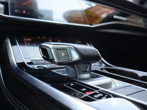 Used 2023 Audi Q8 Premium Plus AWD/4WD image 36