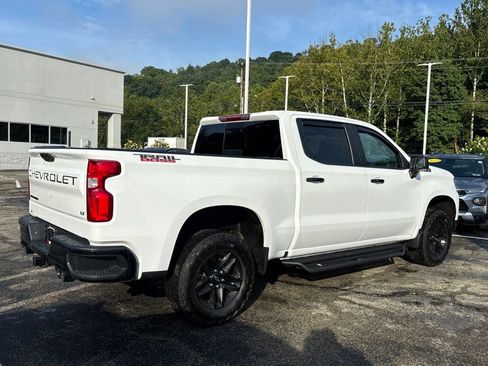 Used 2025 Chevrolet Silverado 1500 LT Trail Boss w/ Convenience Package II AWD/4WD image 5
