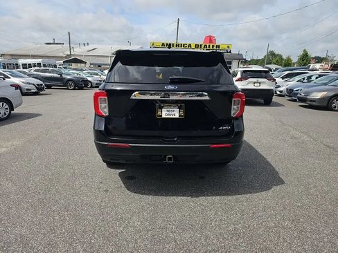 Used 2023 Ford Explorer 4WD w/ Class IV Trailer Tow Package image 7