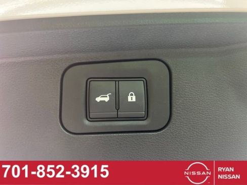 Certified 2026 Nissan Armada SL w/ Captain's Chari Seat Package AWD/4WD image 12