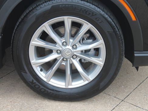 Used 2024 Honda CR-V EX-L image 3