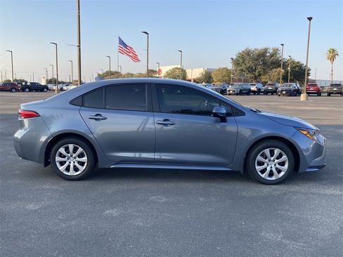 New 2026 Toyota Corolla LE image 4