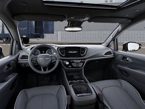 New 2026 Chrysler Pacifica Limited image 14