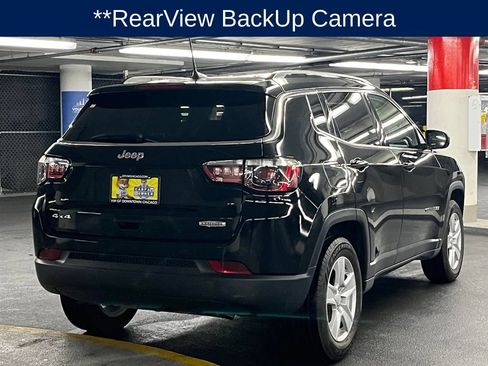Used 2022 Jeep Compass Latitude AWD/4WD image 6