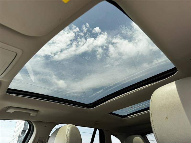 Used 2013 Ford Edge SEL FWD image 26