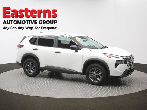 Used 2024 Nissan Rogue S AWD/4WD image 48