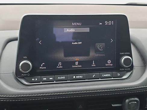 Used 2023 Nissan Rogue SV FWD image 20