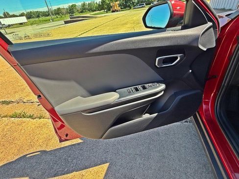 Used 2025 Kia K4 FWD image 22