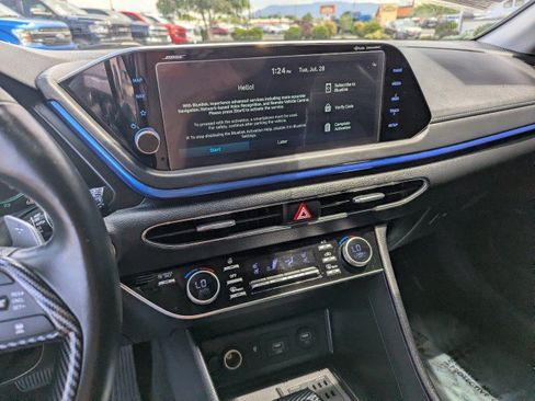Used 2022 Hyundai Sonata Limited FWD image 21