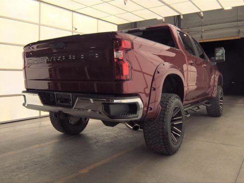 Used 2019 Chevrolet Silverado 1500 LT w/ Texas Edition AWD/4WD image 11