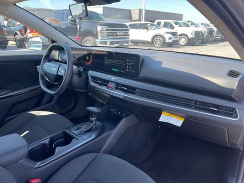 Used 2026 Kia K4 FWD image 17