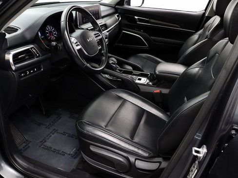 Used 2022 Kia Telluride LX image 10