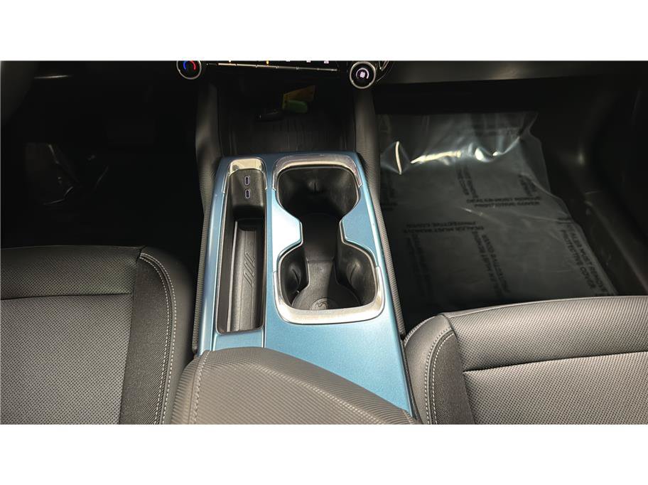 Used 2024 Chevrolet Equinox EV LT FWD image 31