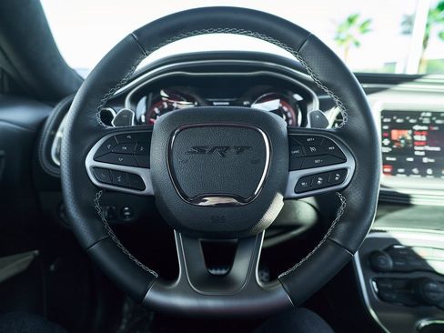 Used 2023 Dodge Challenger SRT Hellcat image 32