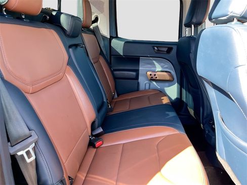 Used 2022 Ford Maverick Lariat w/ Lariat Luxury Package image 26