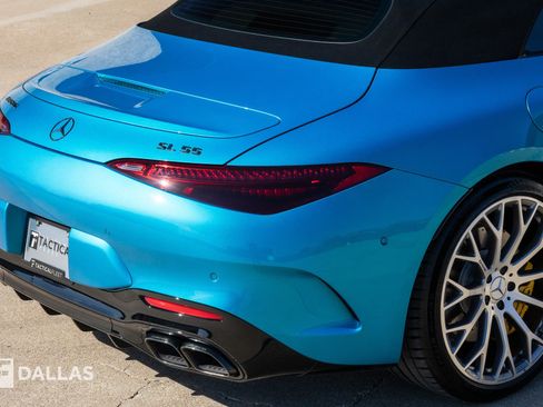 Used 2025 Mercedes-Benz SL 55 AMG 4MATIC image 17