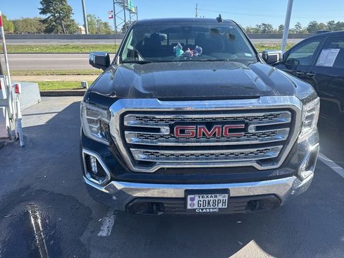 Used 2022 GMC Sierra 1500 SLT image 2
