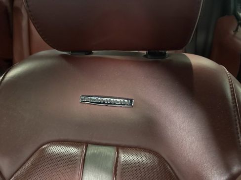 Used 2019 Ford F250 Platinum w/ Platinum Ultimate Package image 19