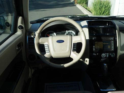 Used 2009 Ford Escape Limited image 40