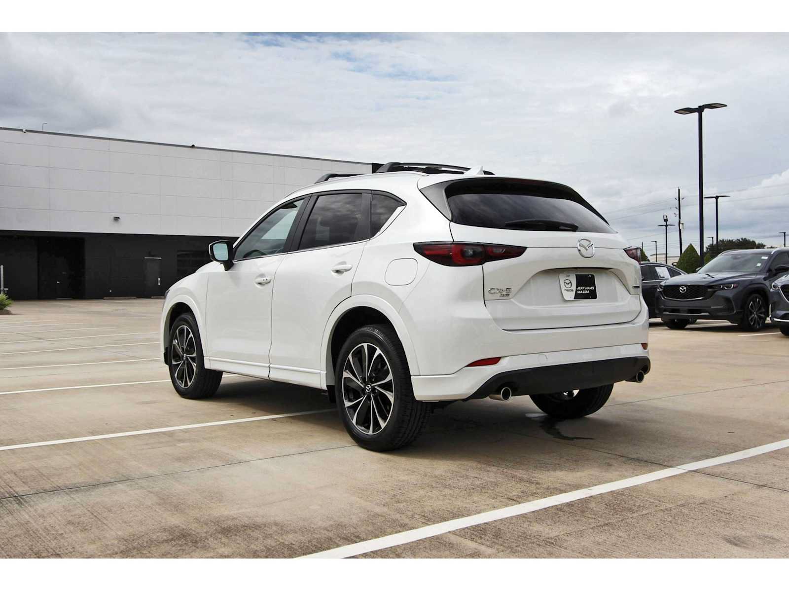 Certified 2025 MAZDA CX-5 AWD 2.5 S image 2