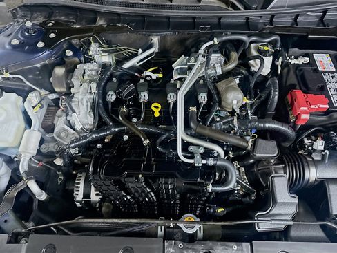 Used 2025 Nissan Altima 2.5 SV image 31