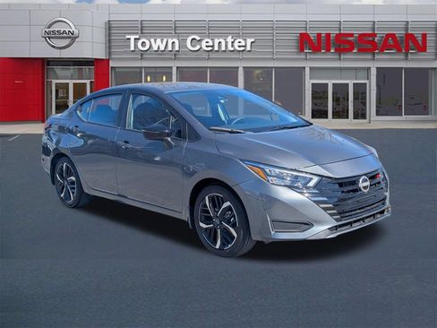 New 2025 Nissan Versa SR w/ Trunk Package FWD image 2