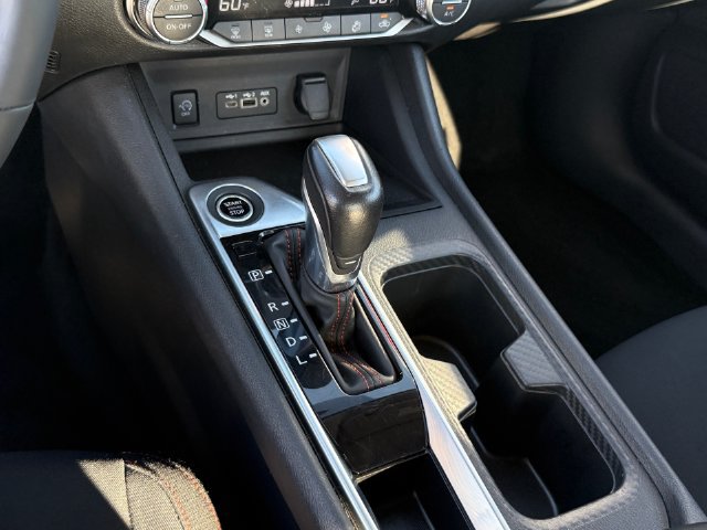Used 2025 Nissan Sentra SR FWD image 21